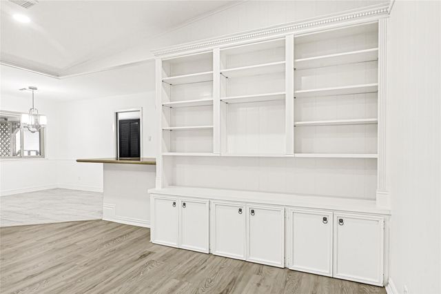 1418 Pirates Cove, Houston, TX 77058