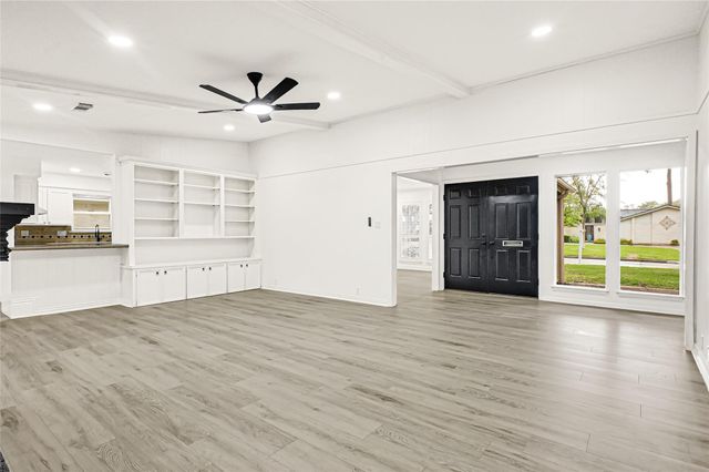 1418 Pirates Cove, Houston, TX 77058