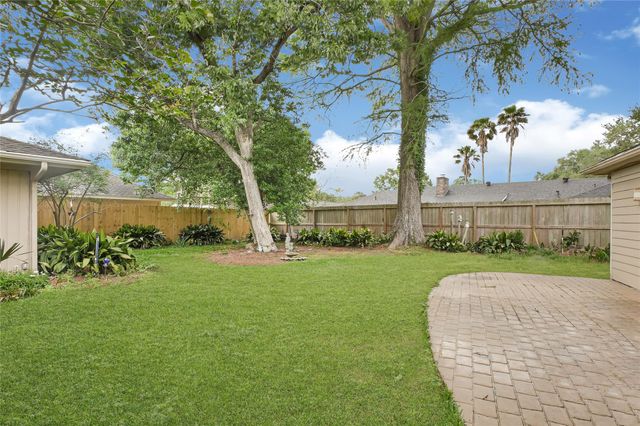 1418 Pirates Cove, Houston, TX 77058