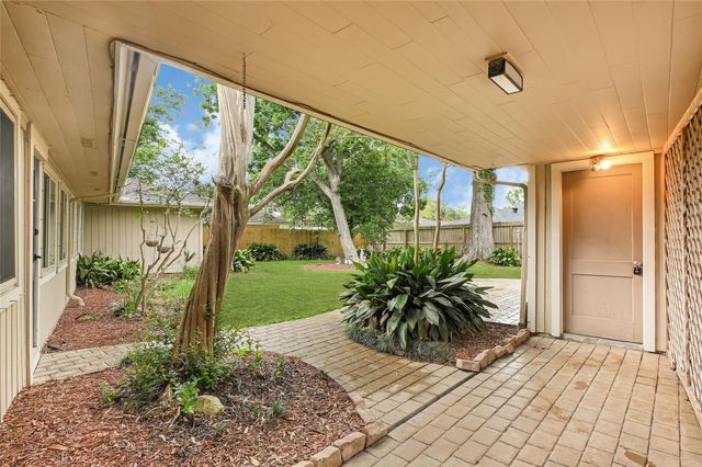 1418 Pirates Cove, Houston, TX 77058