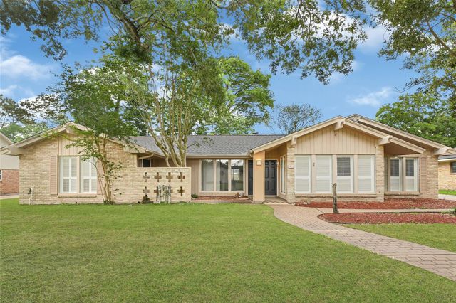 1418 Pirates Cove, Houston, TX 77058