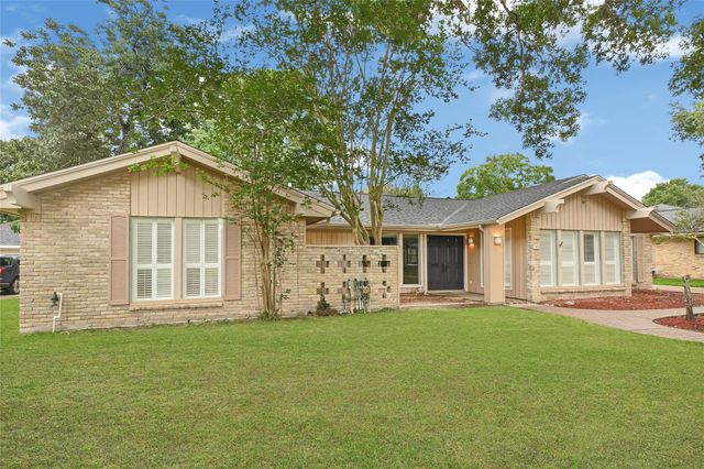 1418 Pirates Cove, Houston, TX 77058