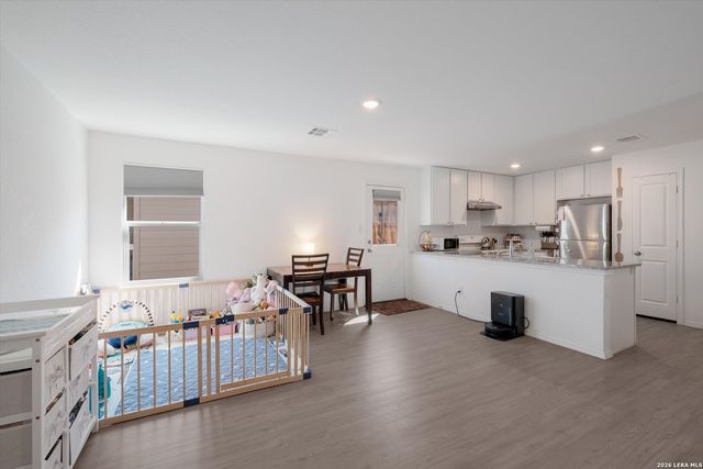 6422 Magee Run, San Antonio, TX 78220