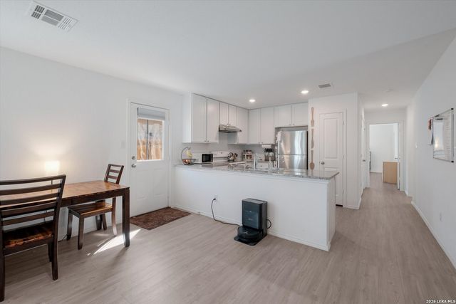 6422 Magee Run, San Antonio, TX 78220