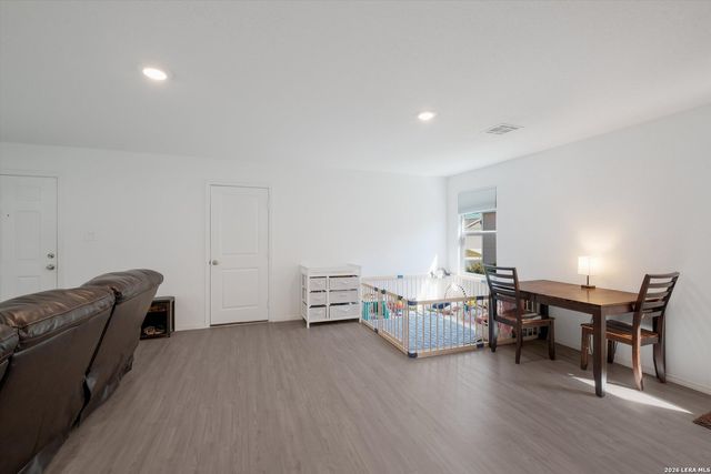 6422 Magee Run, San Antonio, TX 78220