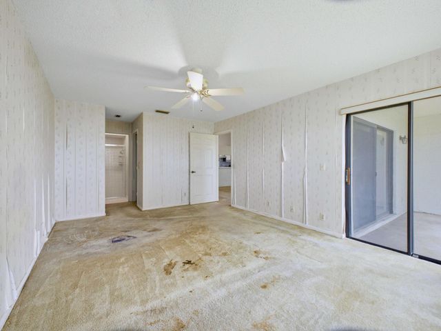 12269 Country Greens Boulevard, Boynton Beach, FL 33437
