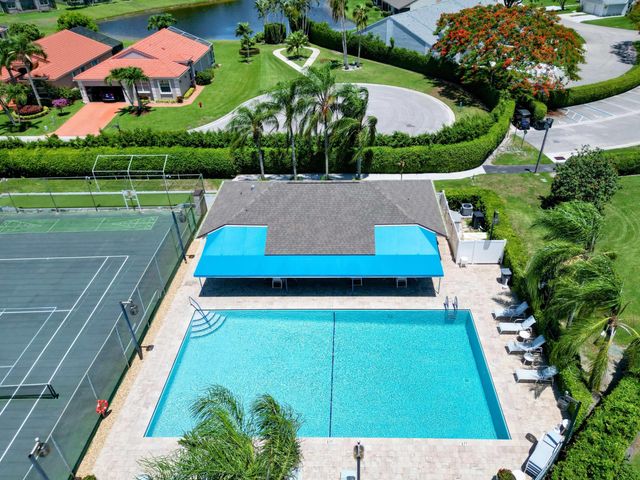 12269 Country Greens Boulevard, Boynton Beach, FL 33437