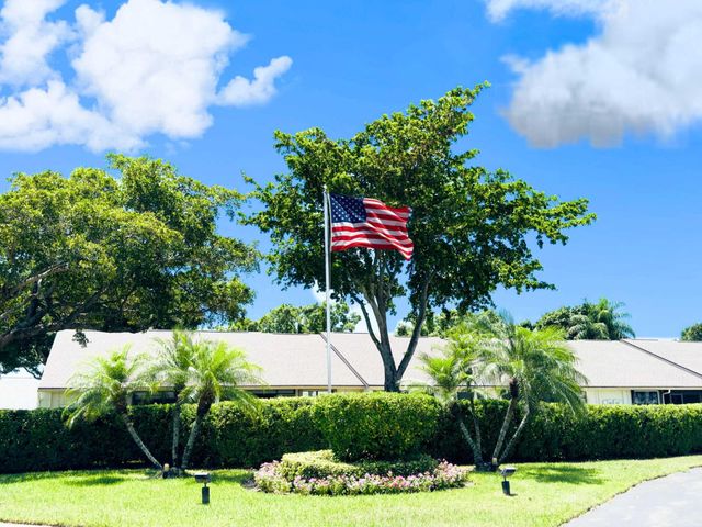 12269 Country Greens Boulevard, Boynton Beach, FL 33437