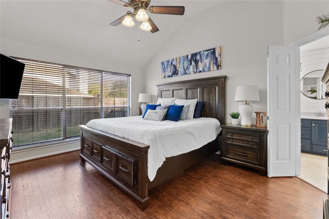 3911 Spring Circle Drive W, Pearland, TX 77584