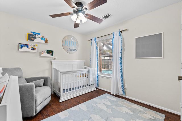 3911 Spring Circle Drive W, Pearland, TX 77584