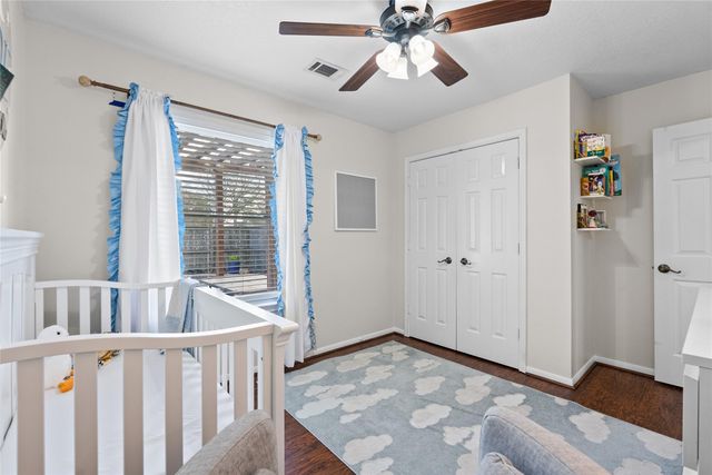 3911 Spring Circle Drive W, Pearland, TX 77584