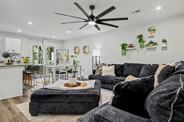 608 Montenegro Way Unit B, Myrtle Beach, SC 29579