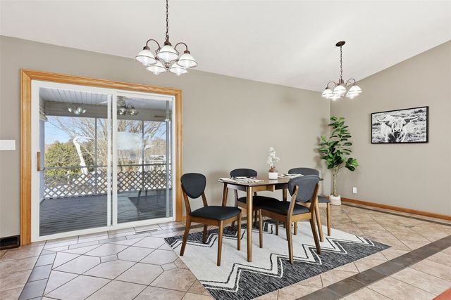 626 Grove Street, Central City, IA 52214