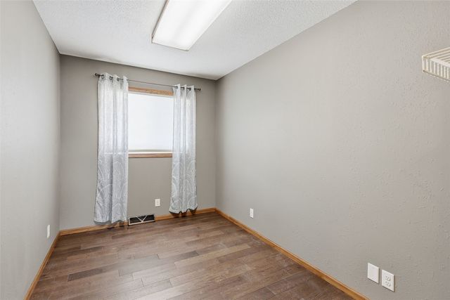 626 Grove Street, Central City, IA 52214