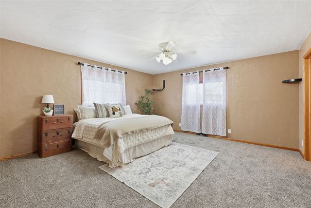 626 Grove Street, Central City, IA 52214