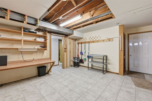 626 Grove Street, Central City, IA 52214