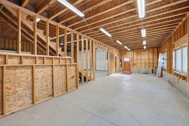 626 Grove Street, Central City, IA 52214