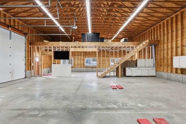 626 Grove Street, Central City, IA 52214