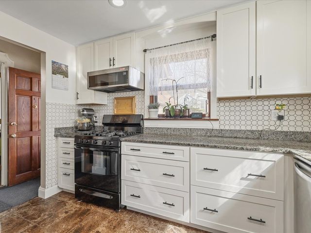 427 N Prospect Street, Rockford, IL 61107