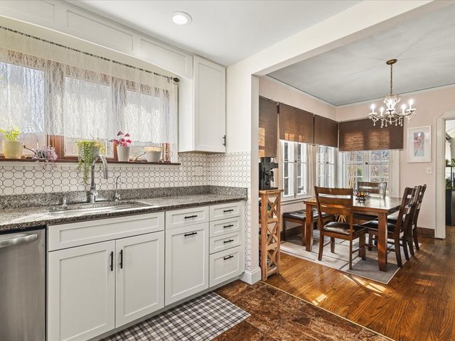 427 N Prospect Street, Rockford, IL 61107