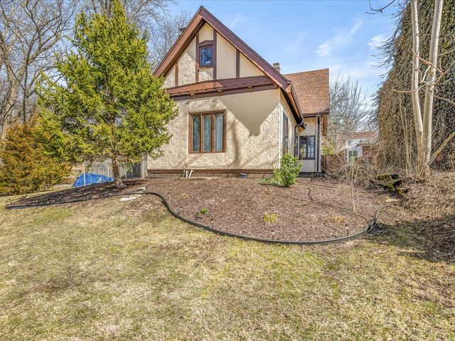 427 N Prospect Street, Rockford, IL 61107