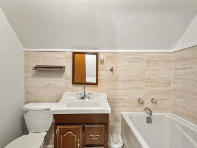 427 N Prospect Street, Rockford, IL 61107