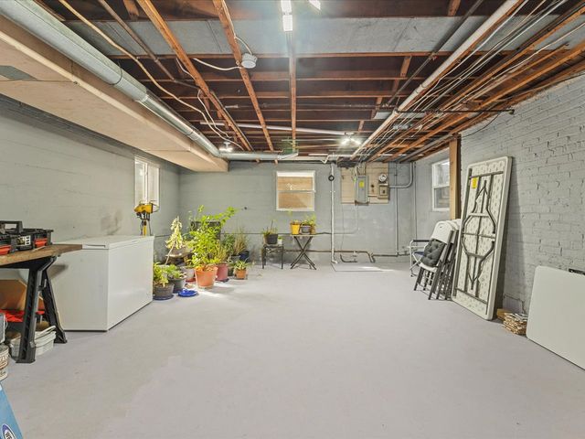 427 N Prospect Street, Rockford, IL 61107