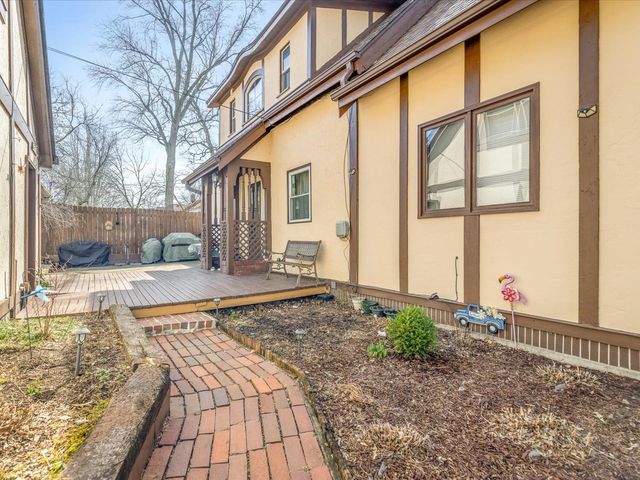 427 N Prospect Street, Rockford, IL 61107