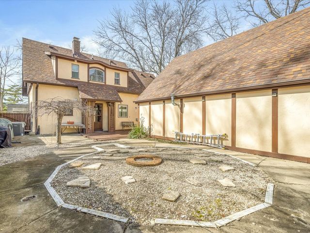 427 N Prospect Street, Rockford, IL 61107