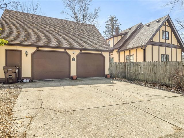 427 N Prospect Street, Rockford, IL 61107