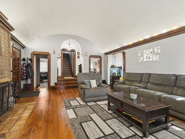 427 N Prospect Street, Rockford, IL 61107