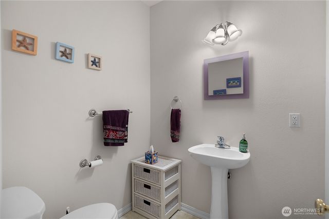 8348 Abington Loop SE, Olympia, WA 98513