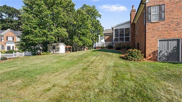 120 Cotswold Lane, King, NC 27021
