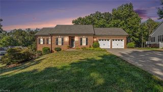 120 Cotswold Lane, King, NC 27021