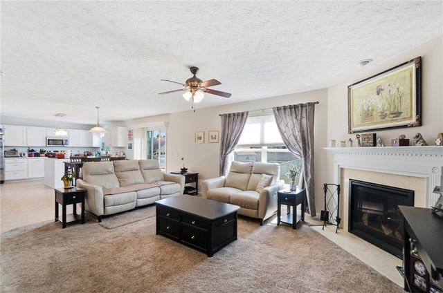 112 Pleasant Chase Circle, Englewood, OH 45322