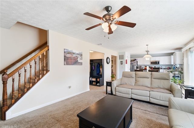 112 Pleasant Chase Circle, Englewood, OH 45322