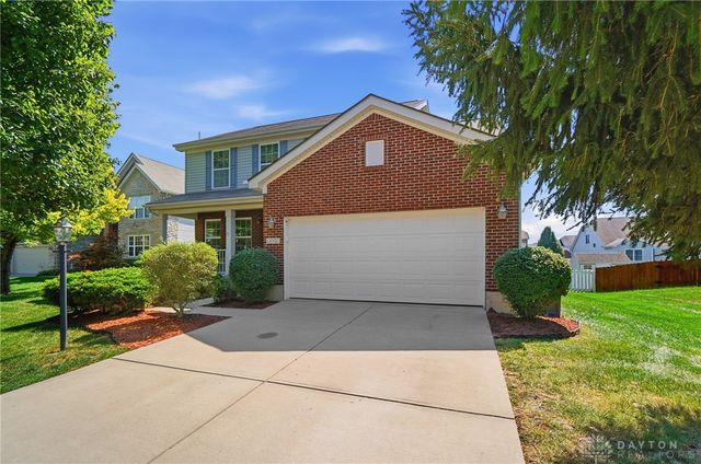112 Pleasant Chase Circle, Englewood, OH 45322