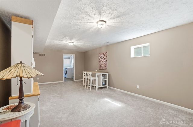 112 Pleasant Chase Circle, Englewood, OH 45322