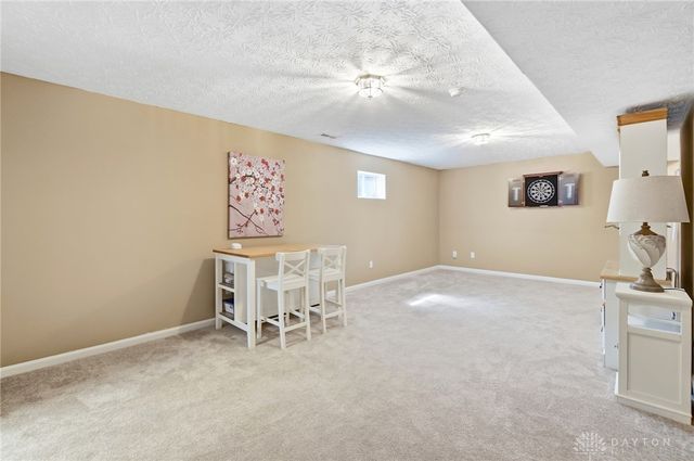 112 Pleasant Chase Circle, Englewood, OH 45322