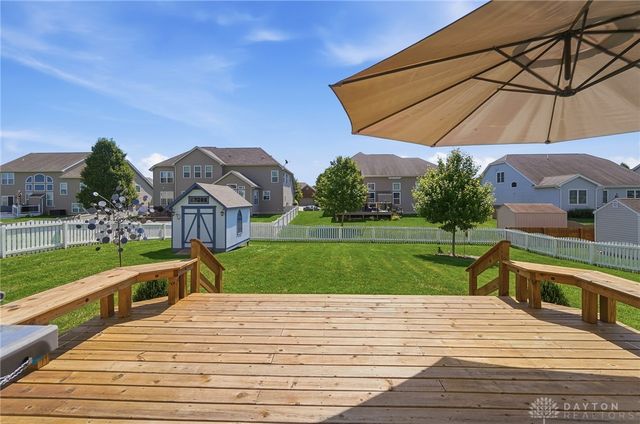 112 Pleasant Chase Circle, Englewood, OH 45322