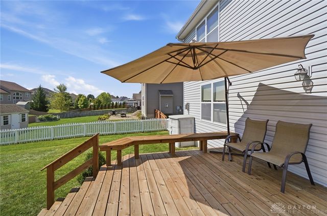 112 Pleasant Chase Circle, Englewood, OH 45322