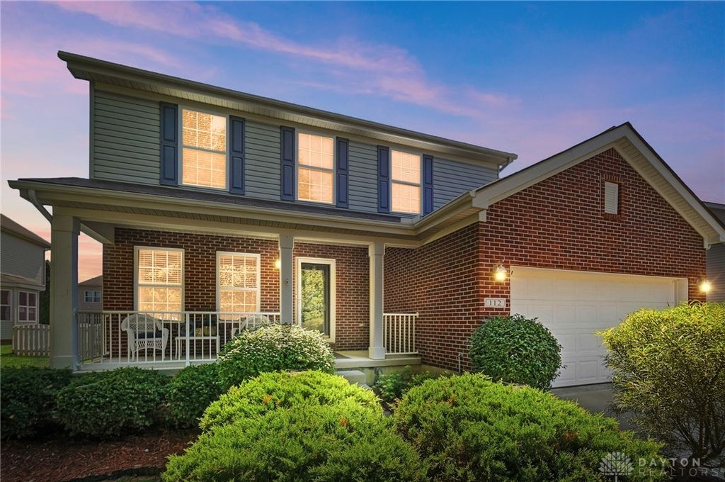 112 Pleasant Chase Circle, Englewood, OH 45322