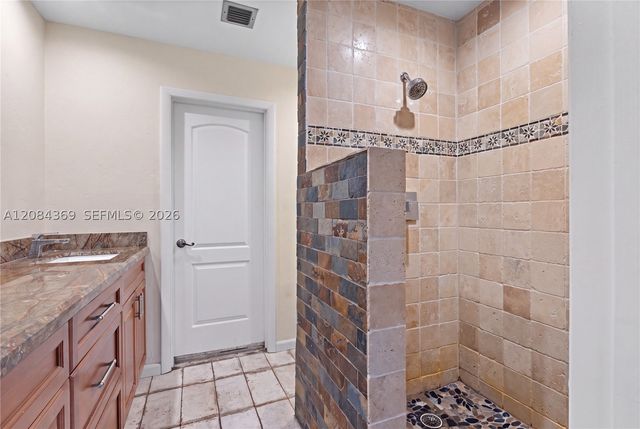 1716 NE 17th Ave, Fort Lauderdale, FL 33305