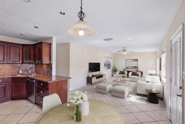 1716 NE 17th Ave, Fort Lauderdale, FL 33305