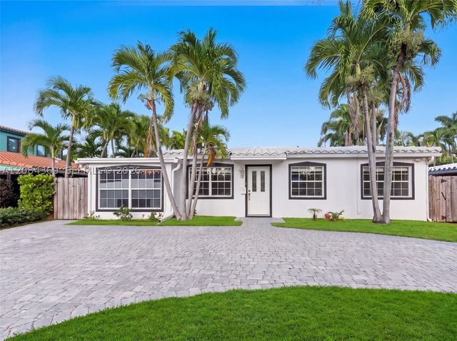 1716 NE 17th Ave, Fort Lauderdale, FL 33305