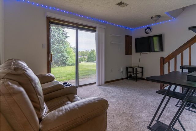 647 Sunset Circle, Cranberry Twp, PA 16066