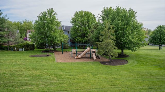 647 Sunset Circle, Cranberry Twp, PA 16066