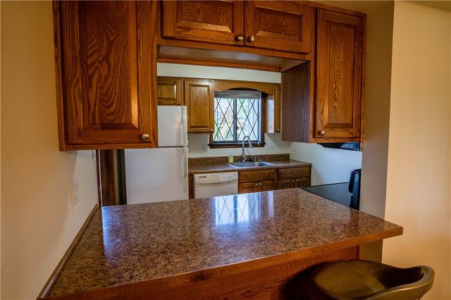 647 Sunset Circle, Cranberry Twp, PA 16066