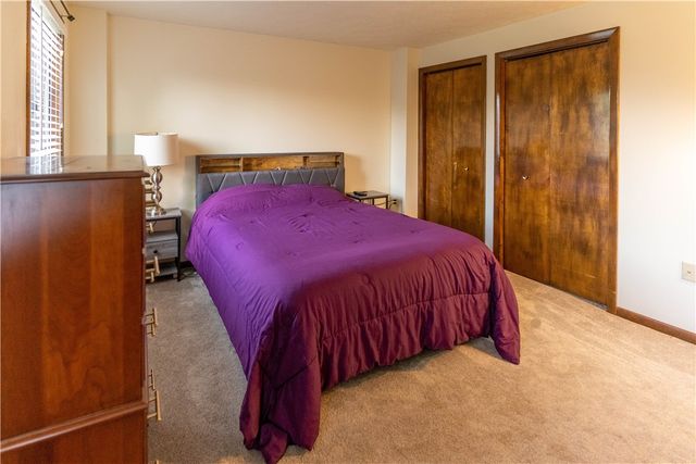 647 Sunset Circle, Cranberry Twp, PA 16066