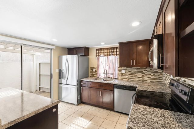 4532 Dawson Ave 4, San Diego, CA 92115